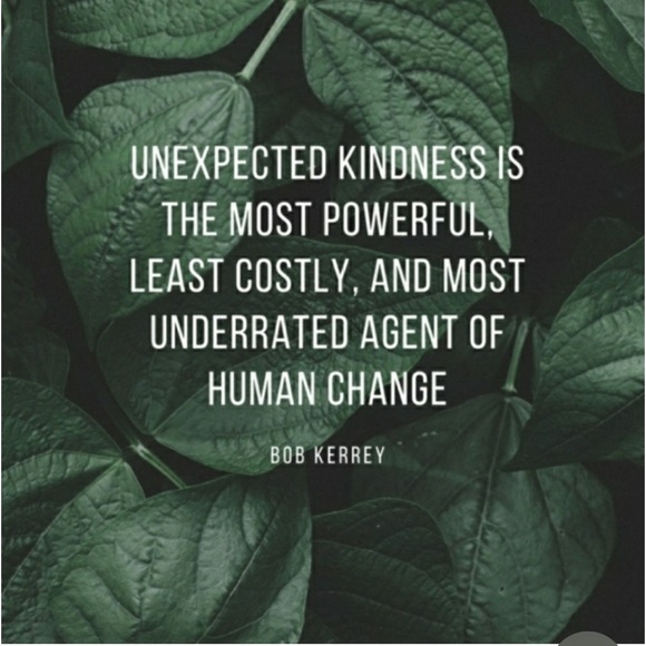 Meet your Posher, Sudie Poshlive - Picture 6 of 15